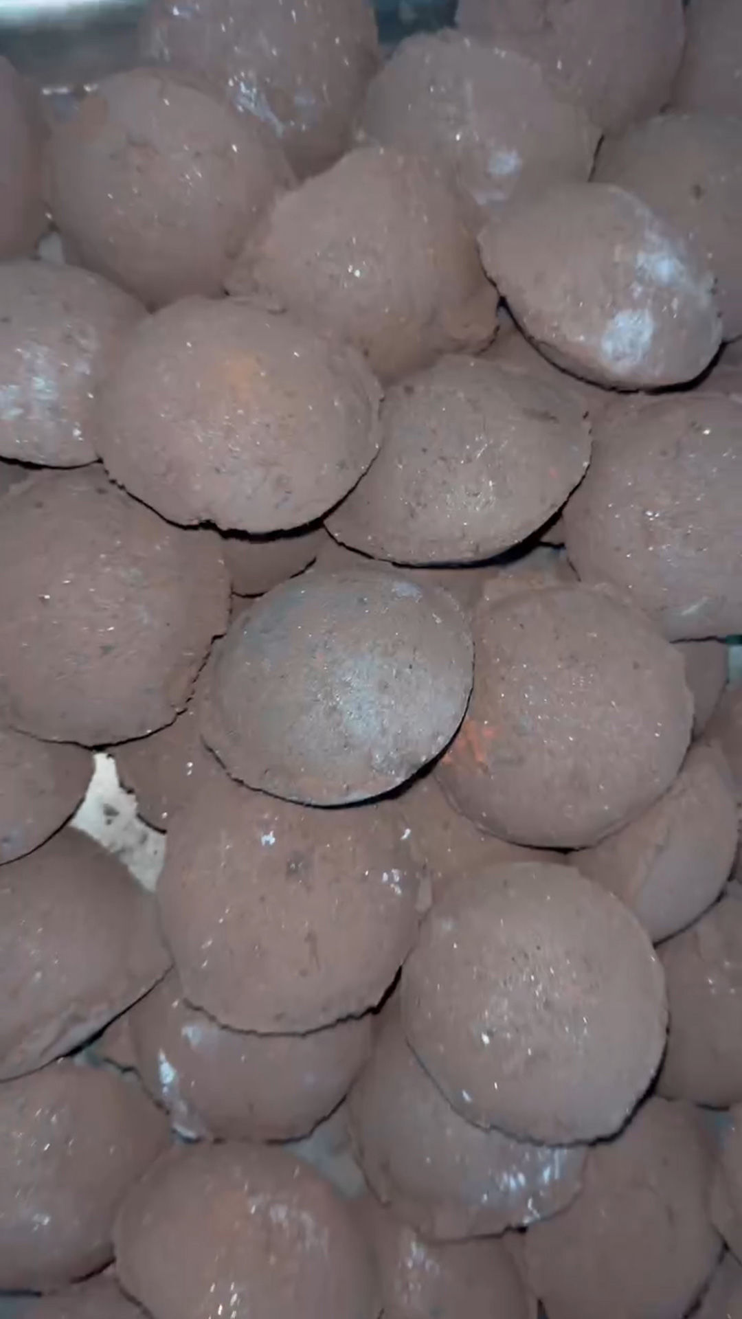 鋼鐵行業(yè)中的除塵灰怎么進(jìn)行二次利用？