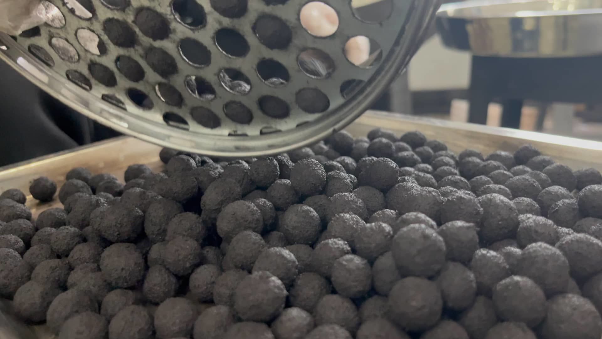 在焙燒過程中，鐵基粘合劑有哪些優(yōu)勢？