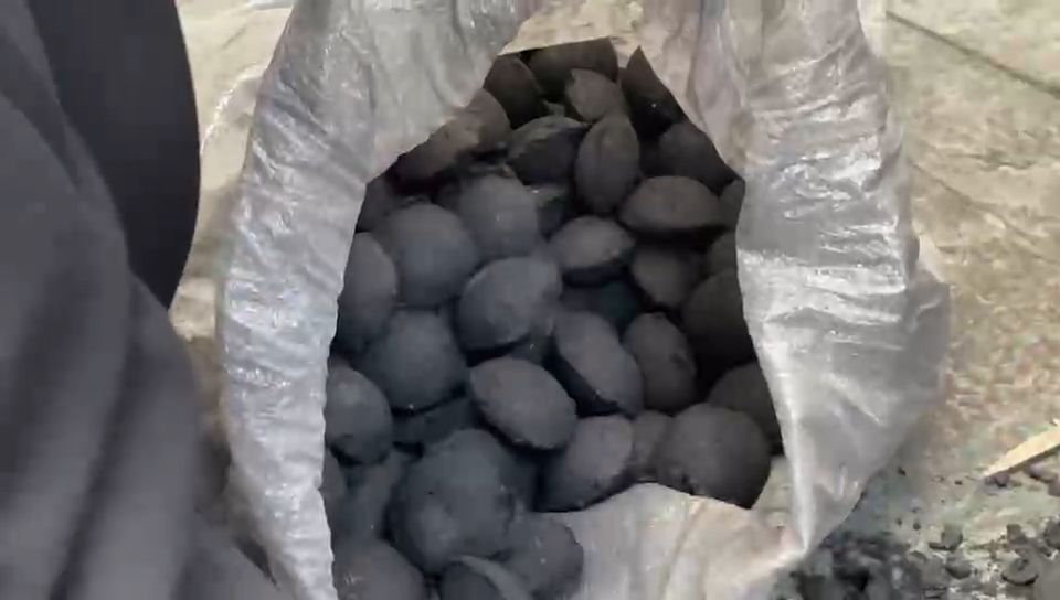 鐵粉壓球粘合劑的使用加量是多少？