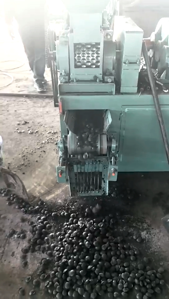 粘合劑如何縮短球團(tuán)固化時(shí)間？