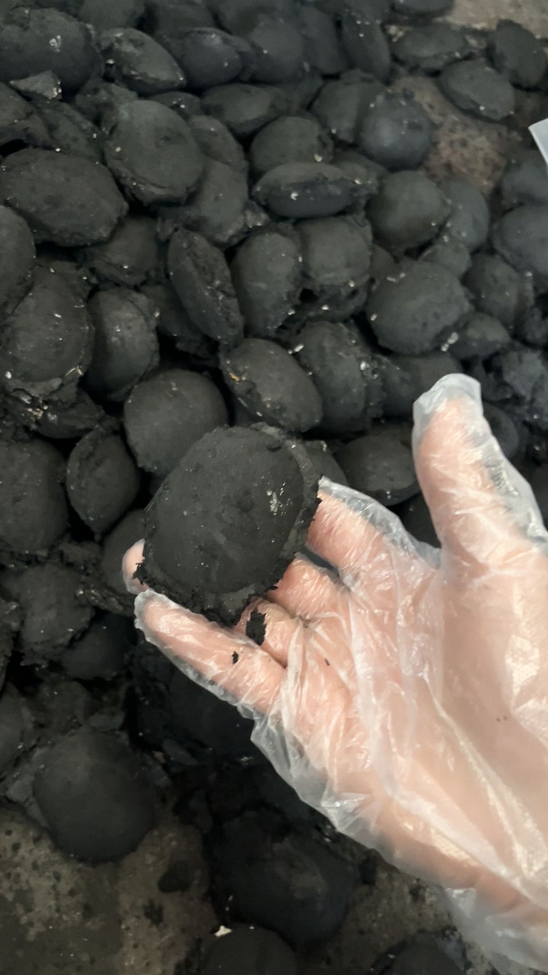 鐵粉粘合劑粘的牢固嗎